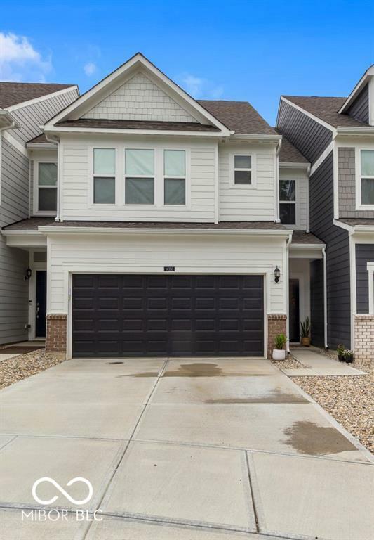 Property Photo: 14350 Ludwell Court IN 46037