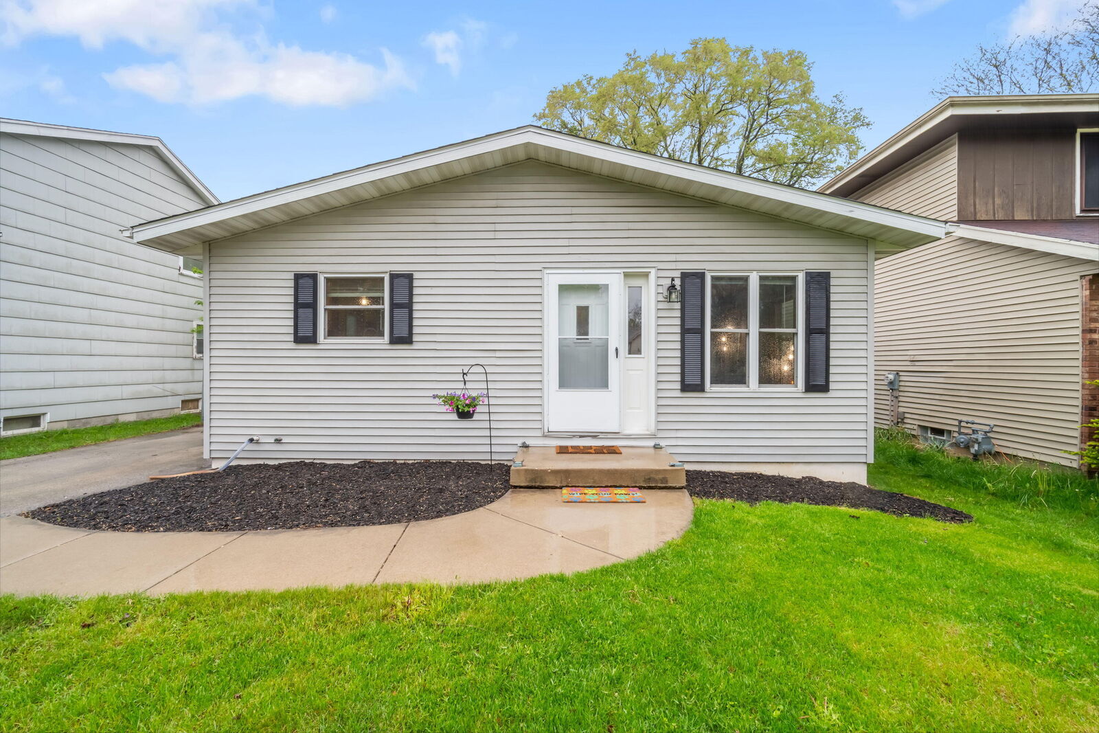 Property Photo: 6709 N 53rd St WI 53223