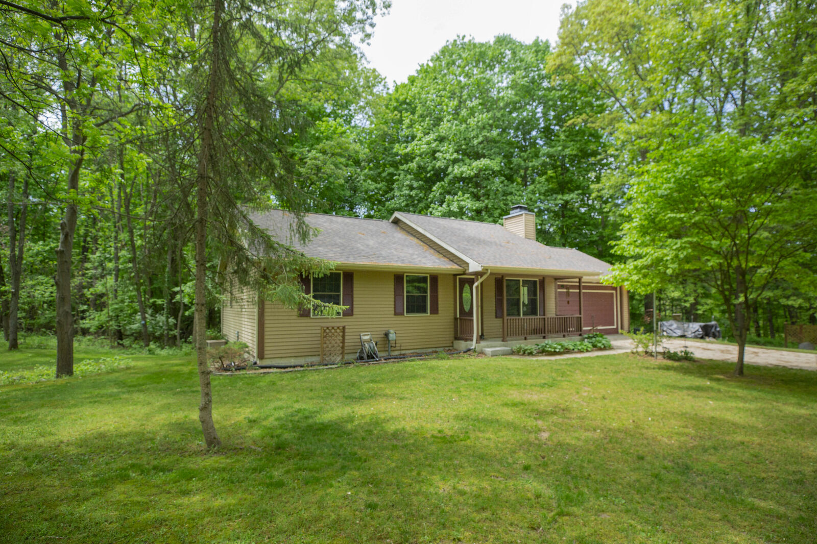 Property Photo: 1880 Morris Drive MI 49120