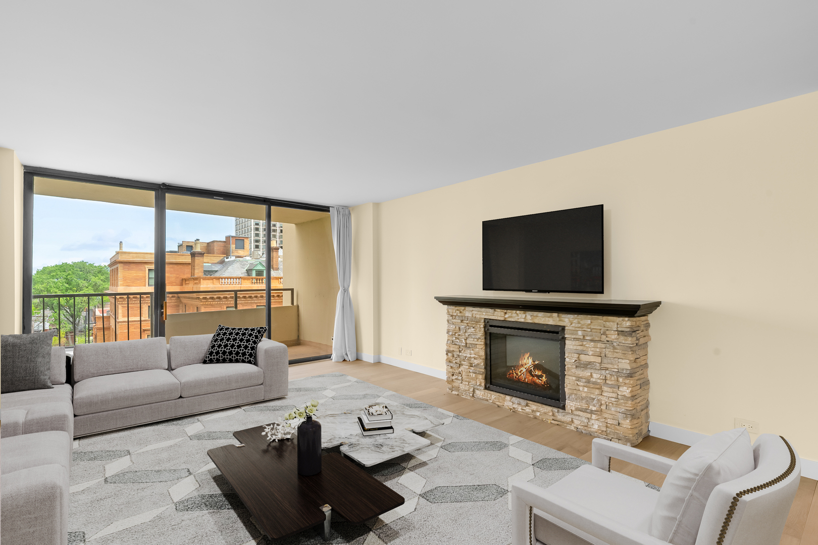 Property Photo: 1450 N Astor Street 7D IL 60610
