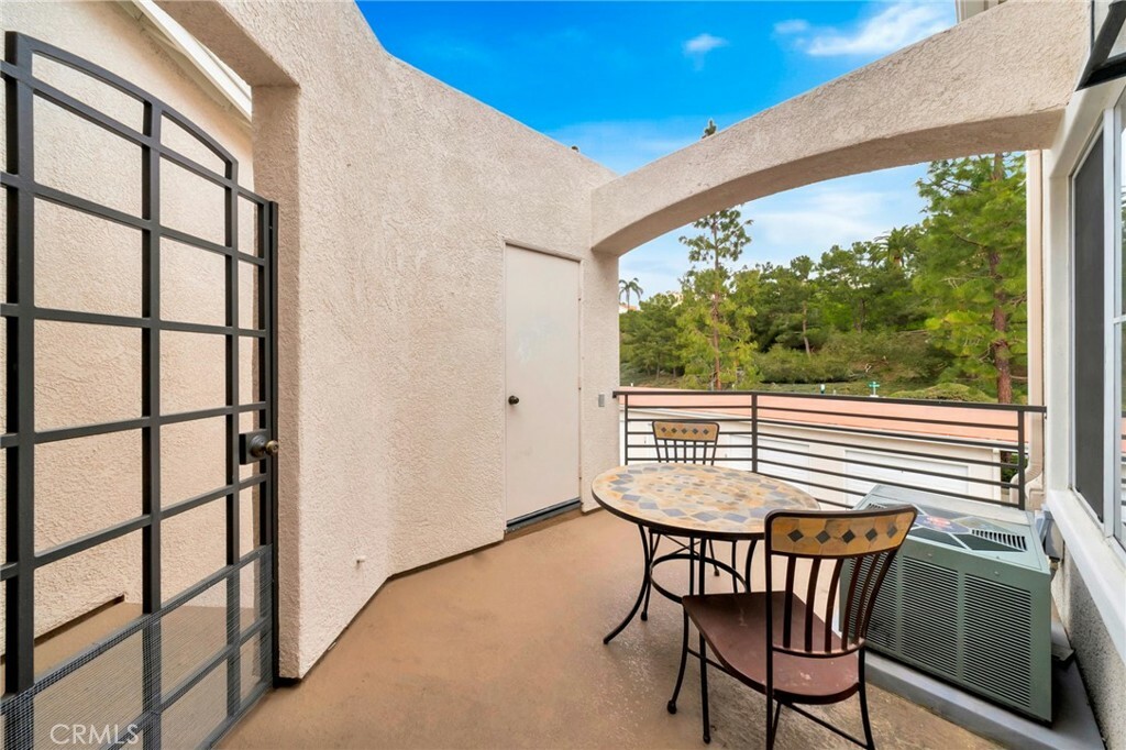 Property Photo:  28747 La Triana  CA 92677 