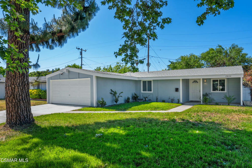 Property Photo: 19224 Newhouse Street CA 91351