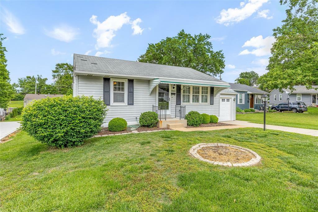 Property Photo: 9909 Juniper Court MO 63123