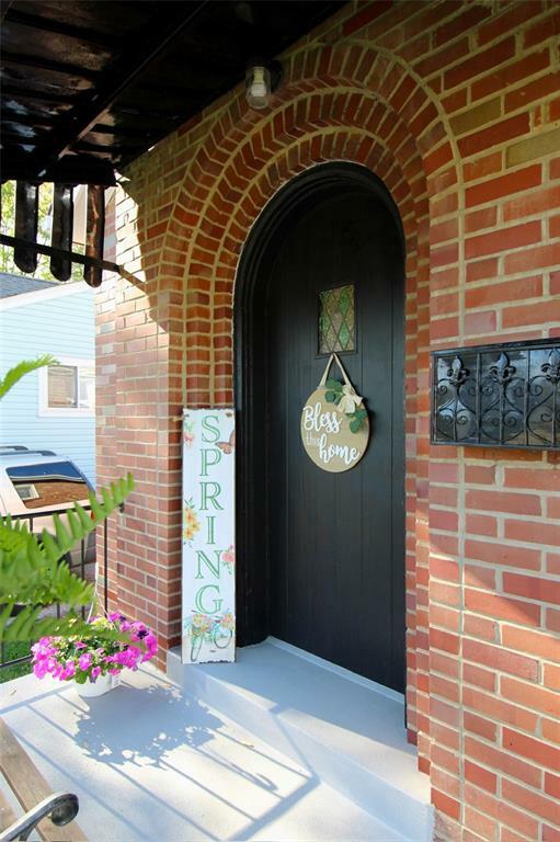 Property Photo: 115 W Arlee Avenue MO 63125