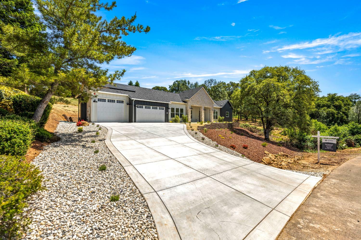 Property Photo: 12907 Austin Forest Circle CA 95602