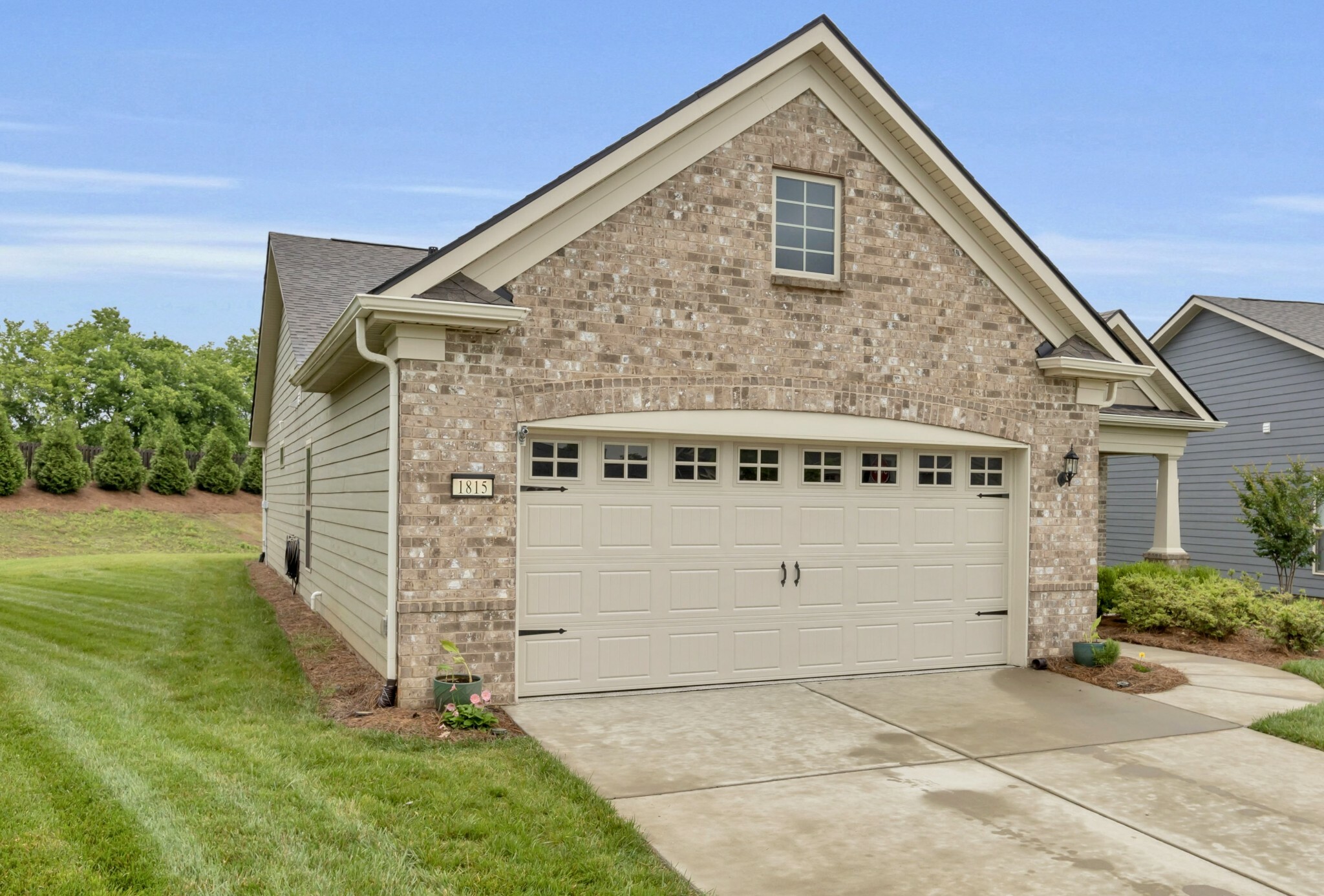 Property Photo:  1815 Humphreys Gln  TN 37174 