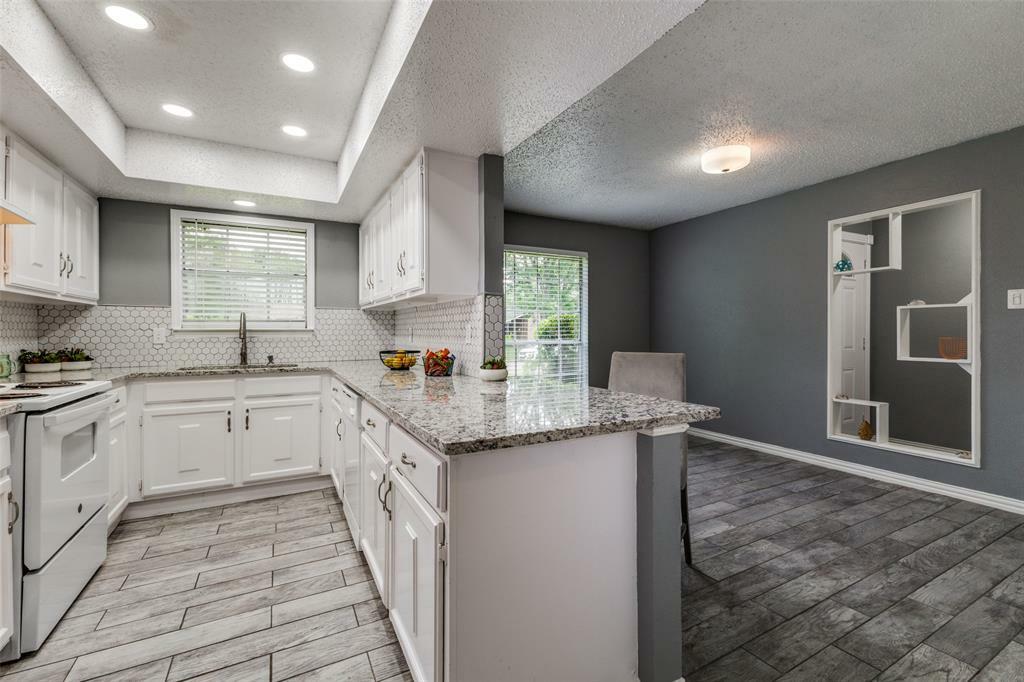 Property Photo: 2929 Forest Park Drive TX 75040
