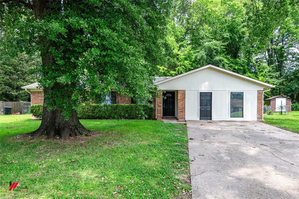 Property Photo: 9104 Rosedown Circle LA 71118
