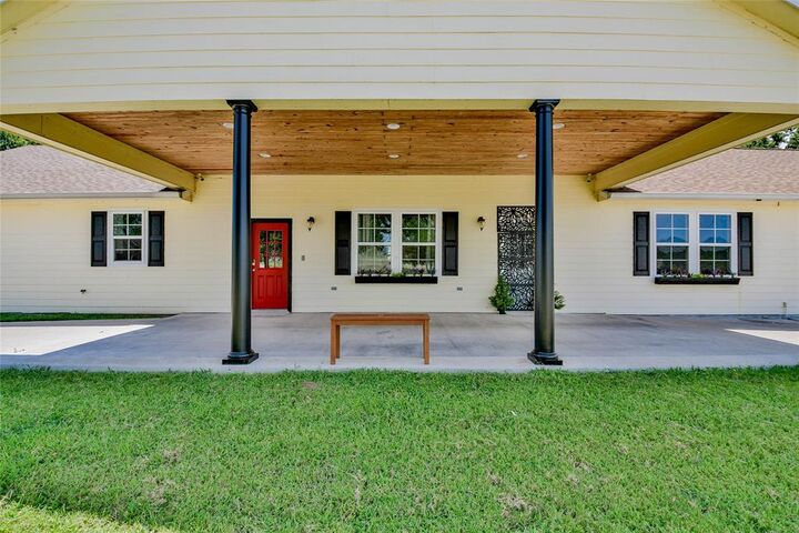 Property Photo:  6495 Smoky Hill Court  TX 76049 