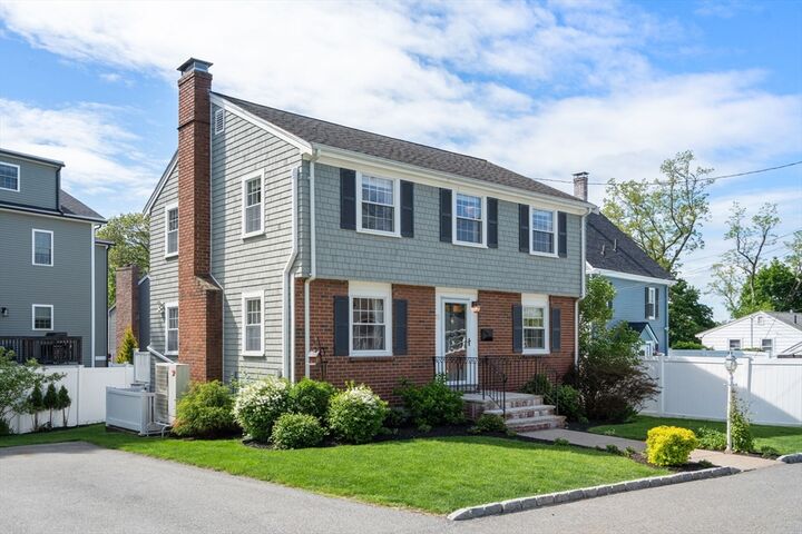 Property Photo: 15 Janet Rd MA 02474