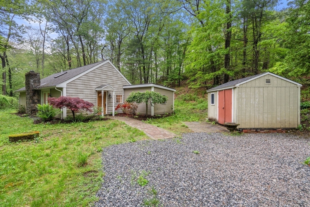Property Photo: 133 Centre St 133 MA 02030