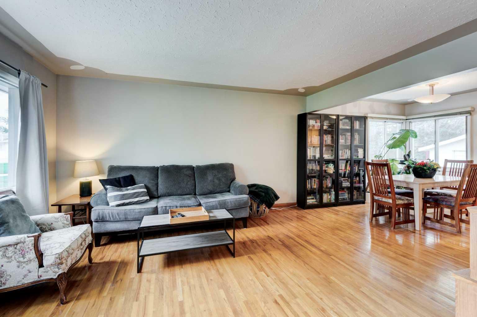 Photo de la propriété: 6 Glenmount Crescent SW AB T3E 4B3