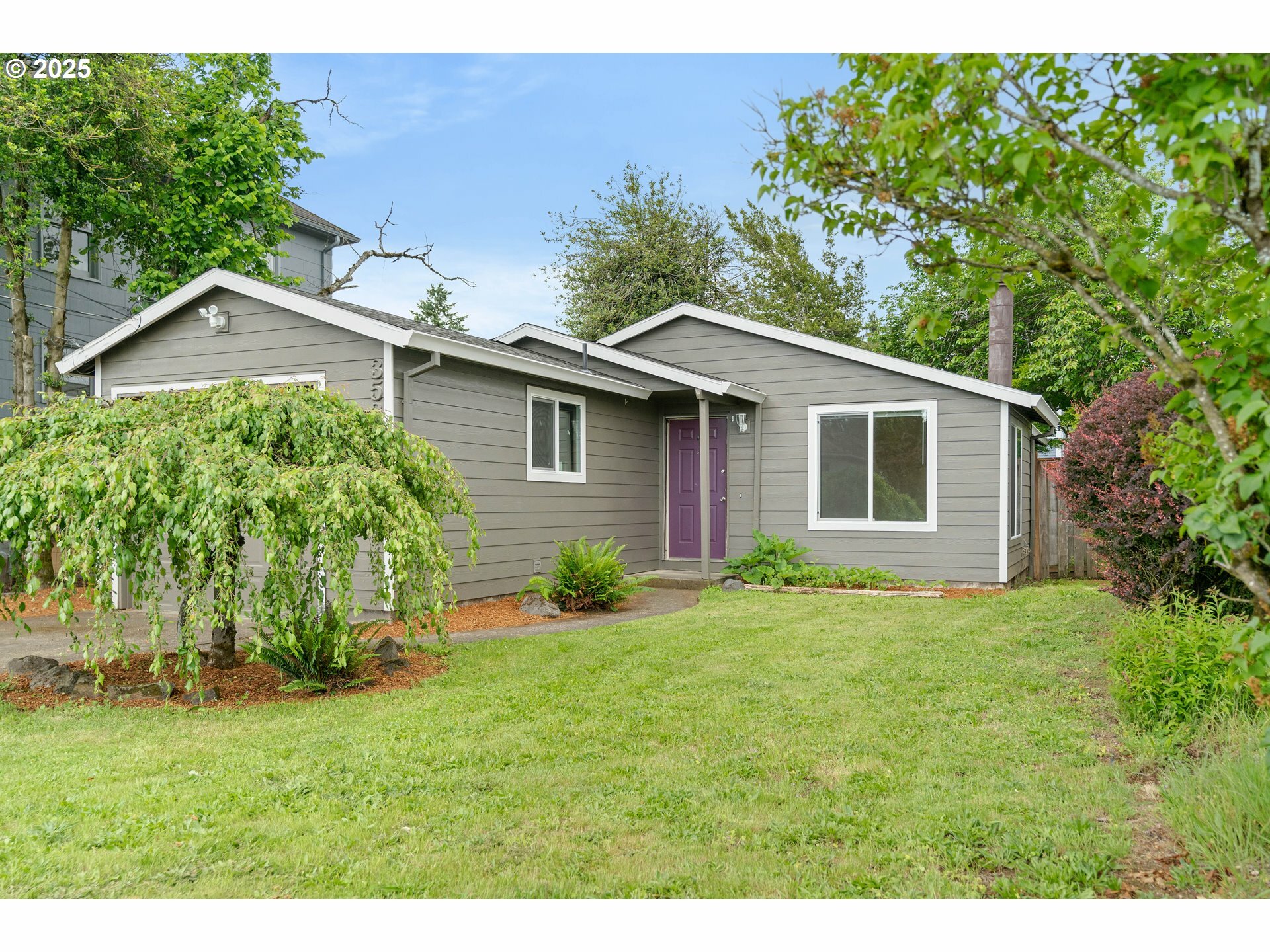 Property Photo: 3531 SE 63rd Ave OR 97206