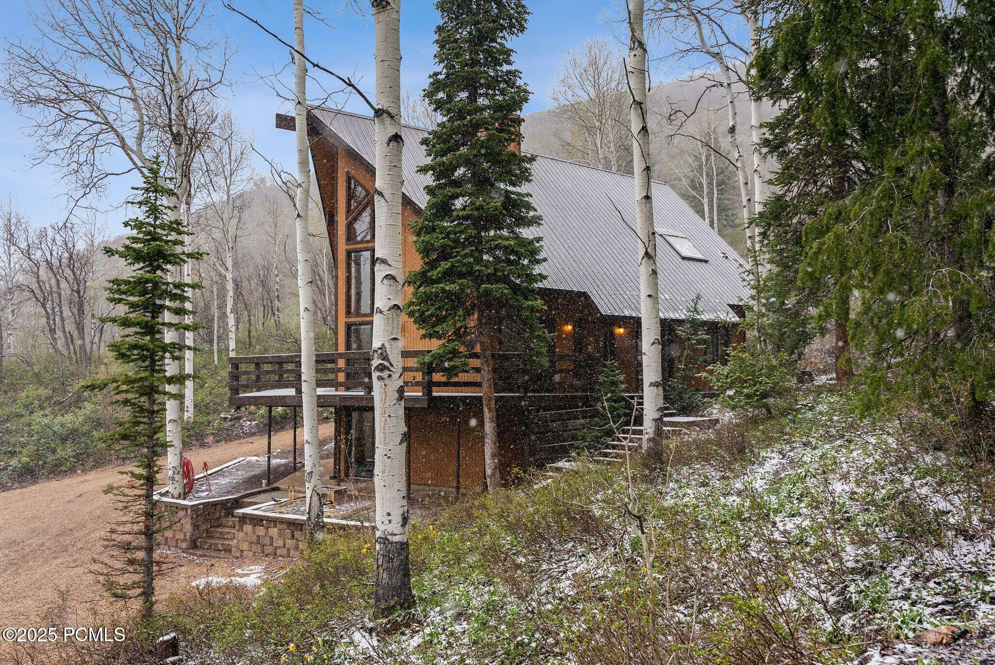 Property Photo: 8912 Blue Spruce Drive UT 84036