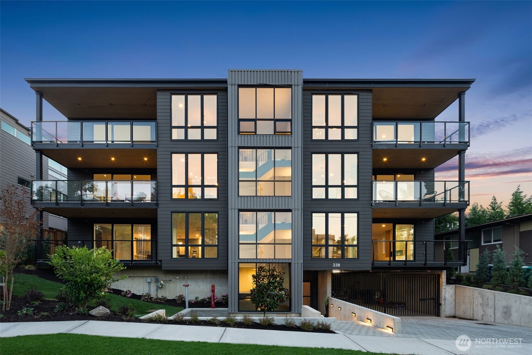 Property Photo: 238 4th Avenue 101 WA 98033
