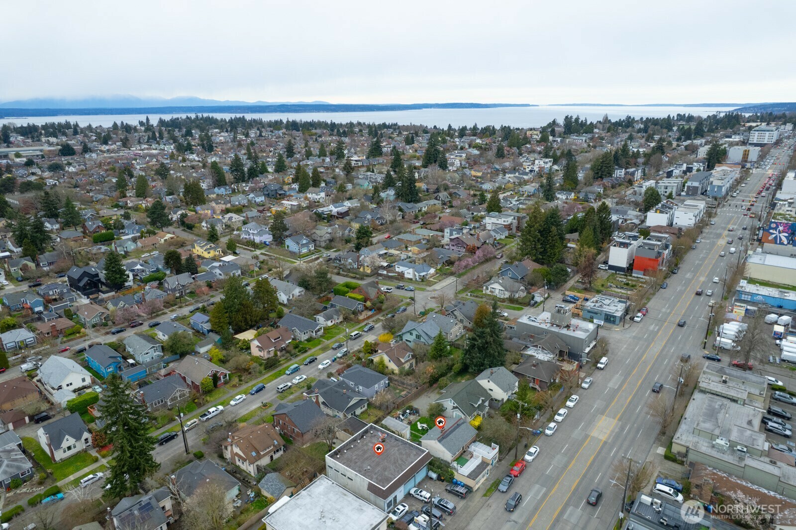 Property Photo: 7535 15th Avenue NW WA 98117