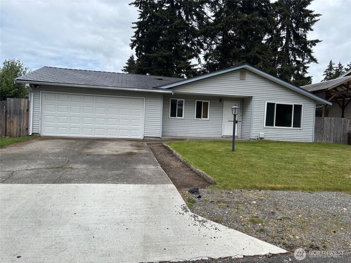 1115  156th Street E  Tacoma WA 98445 photo