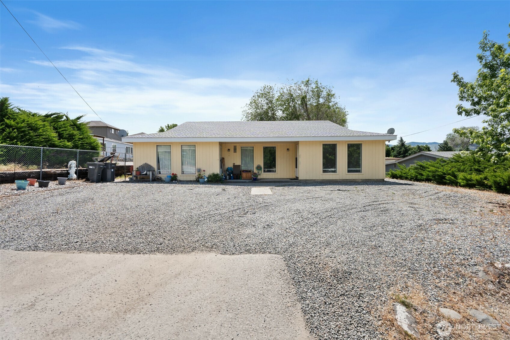 Property Photo:  14  Glendale Street NE A-B  WA 98802 