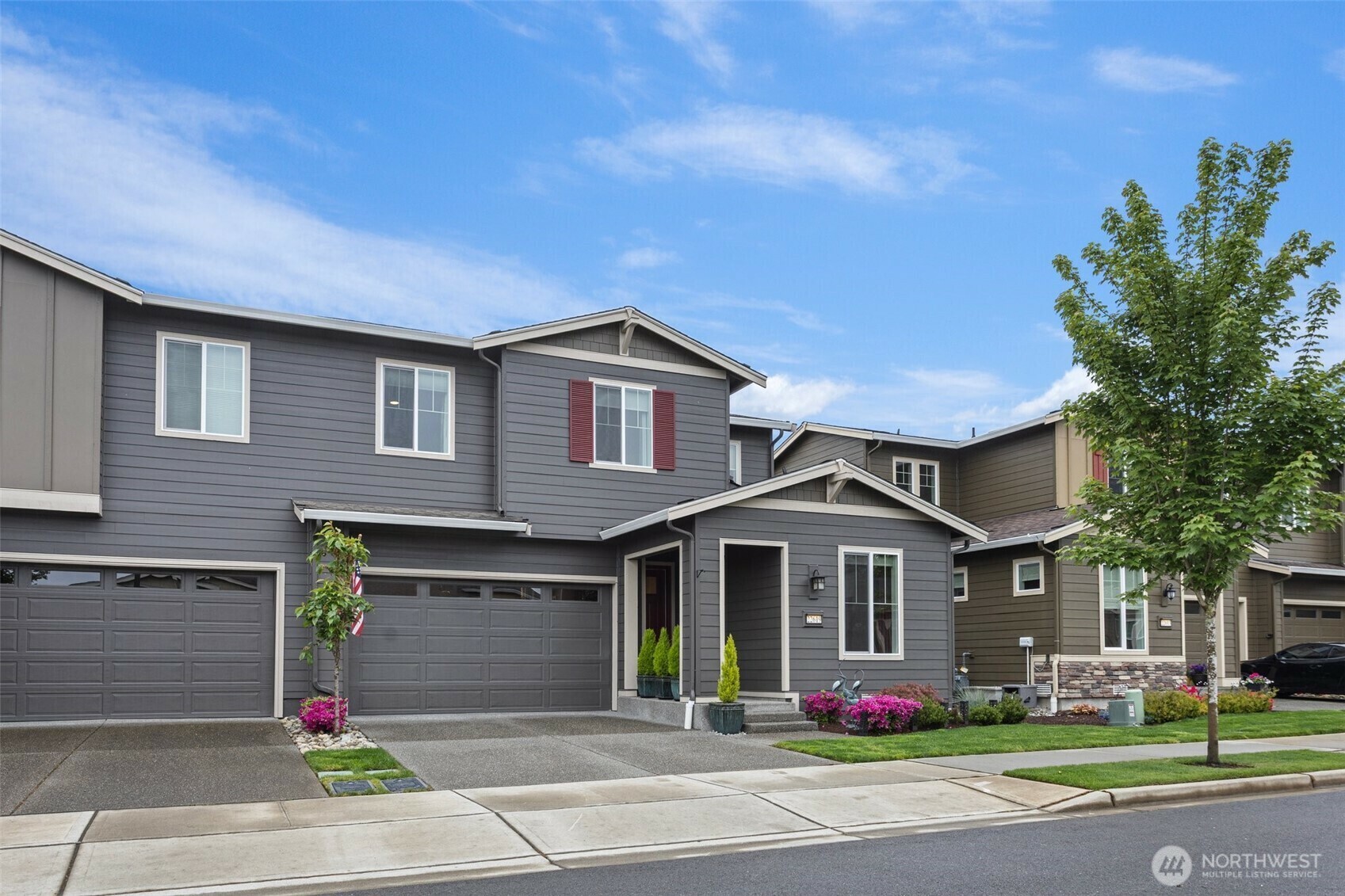 Property Photo: 22619 SE 237th Place WA 98038