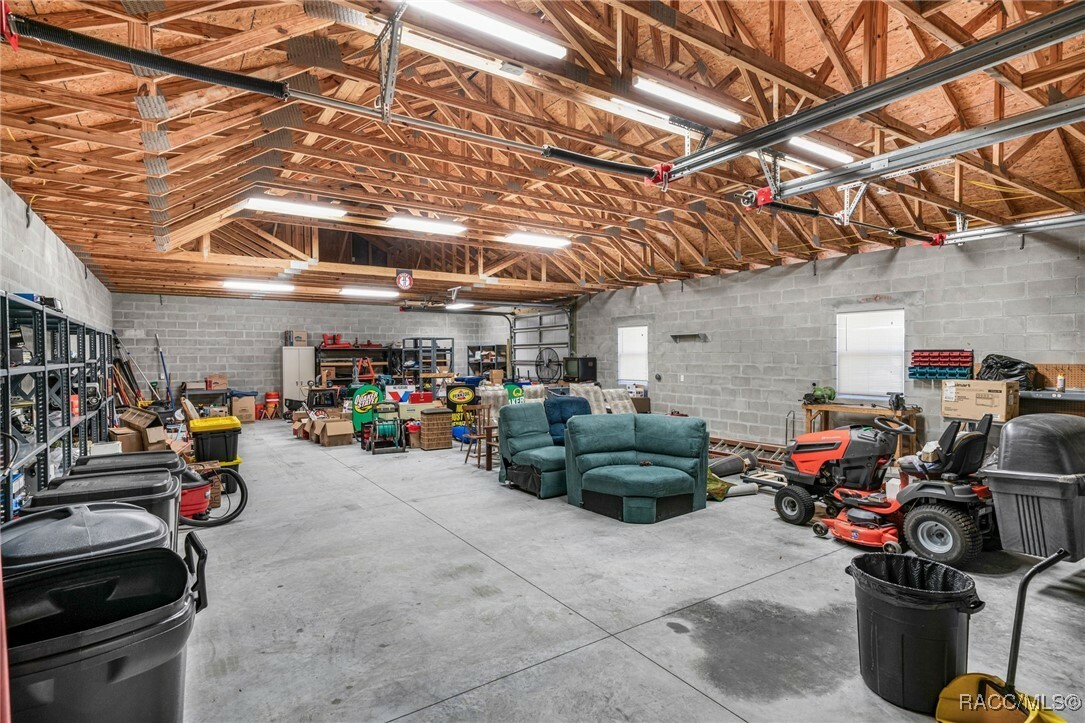 Property Photo: 1282 N Rabeck Avenue FL 34461
