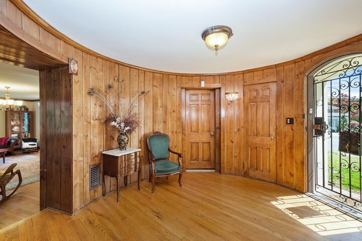 Property Photo: 4600 Grosvenor Avenue NY 10471