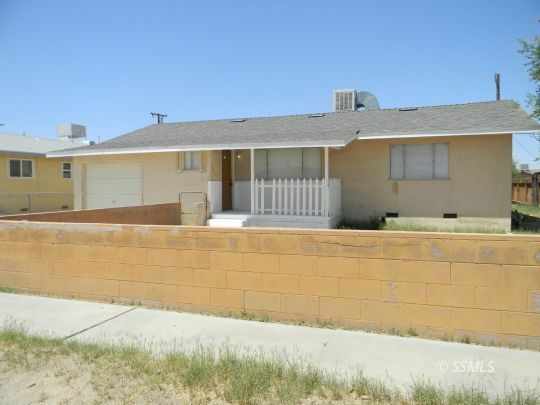 Property Photo: 240 W Perdew Ave CA 93555
