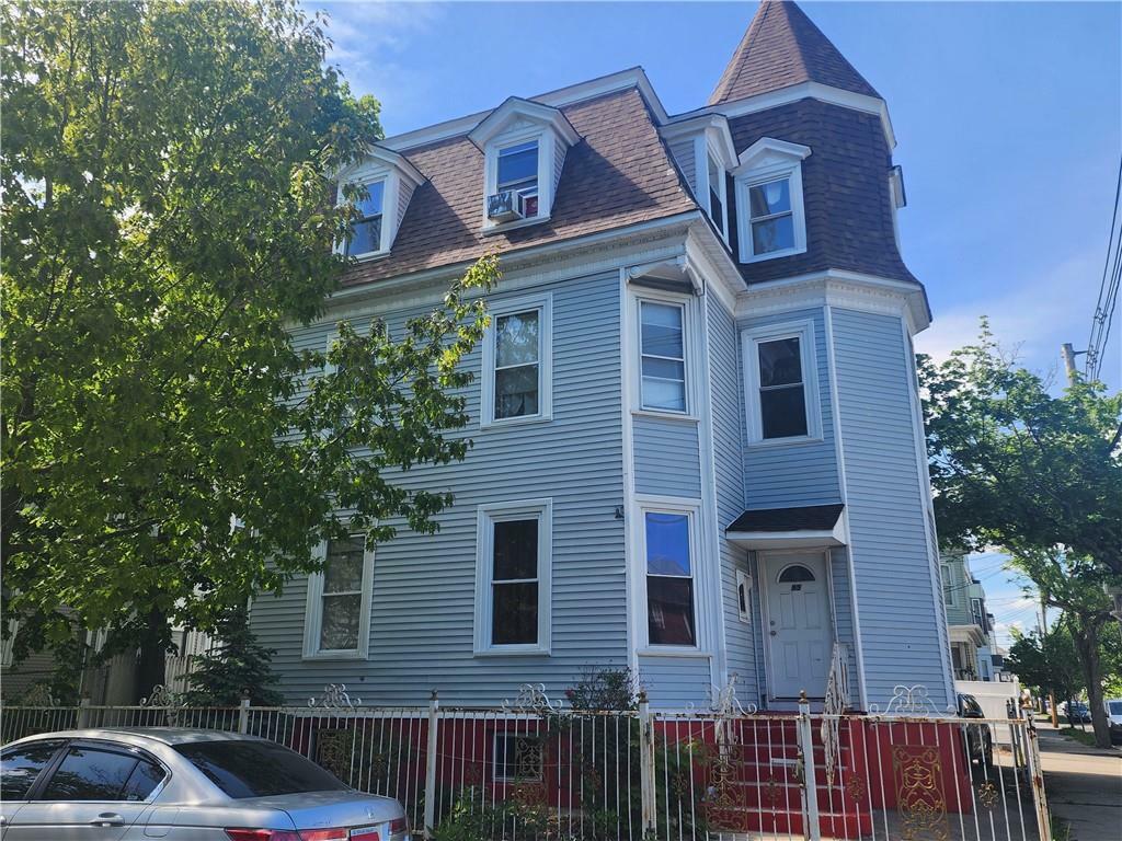 Property Photo:  95 Congress Avenue  RI 02907 