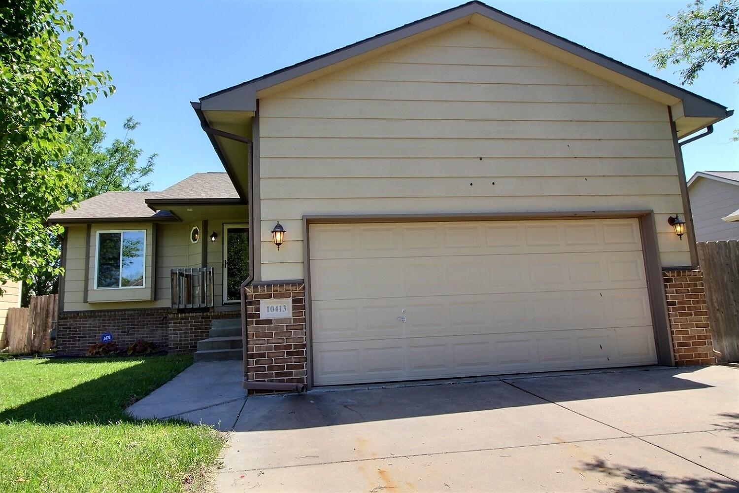 Property Photo: 10413 W Dallas KS 67215