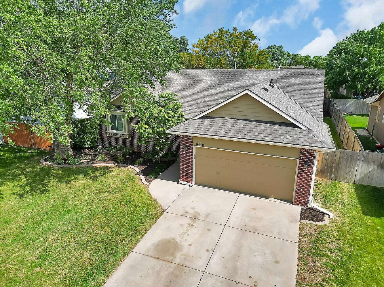 Property Photo: 9710 W Sterling St KS 67205