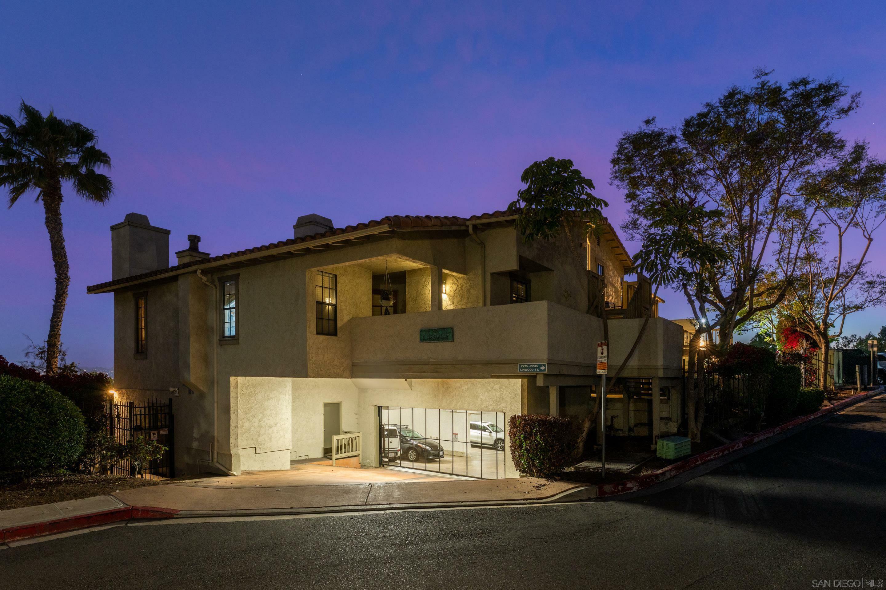 Property Photo: 2235 Linwood Street A6 CA 92110