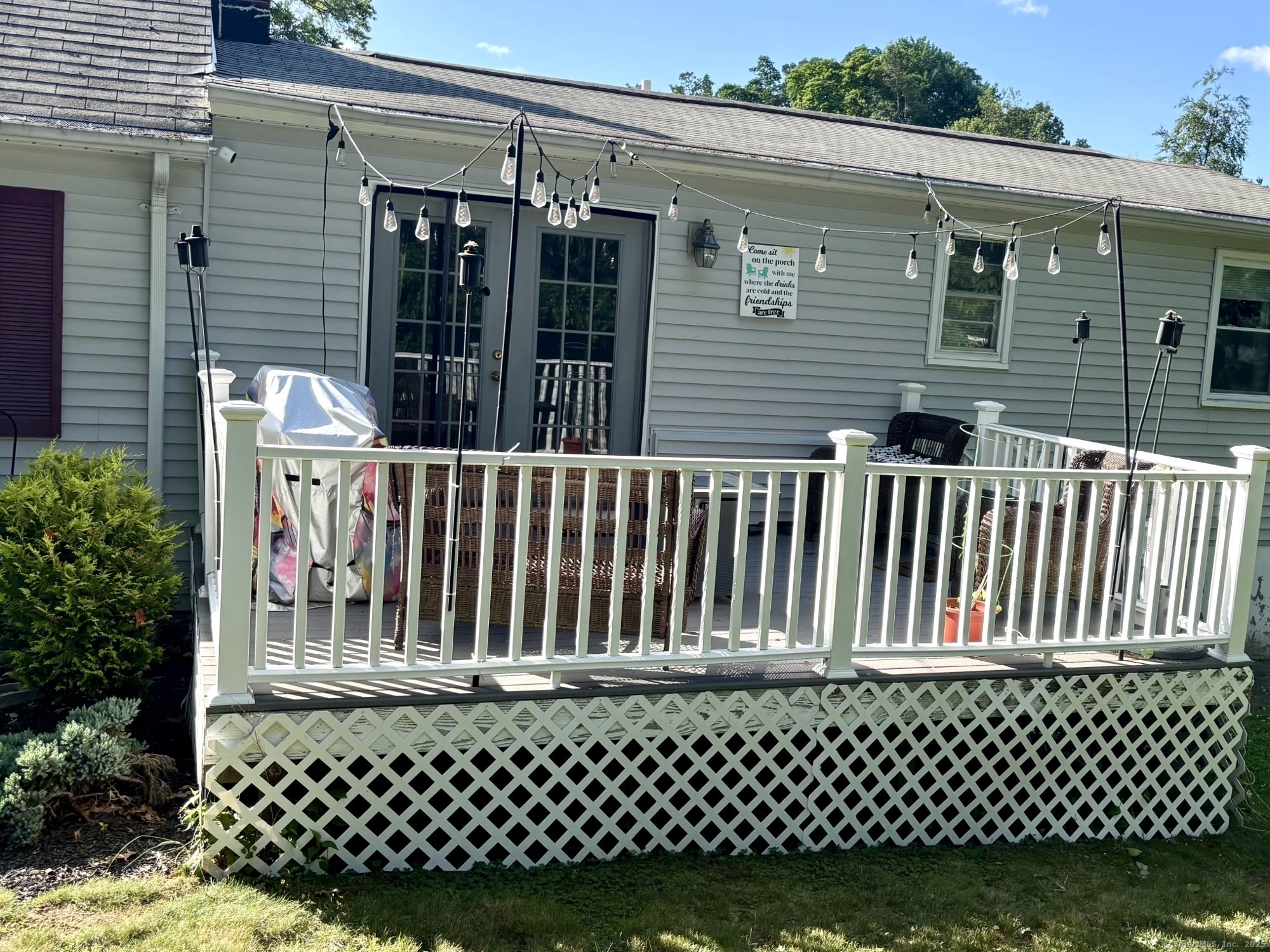 Property Photo: 40 Woodland Avenue CT 06473