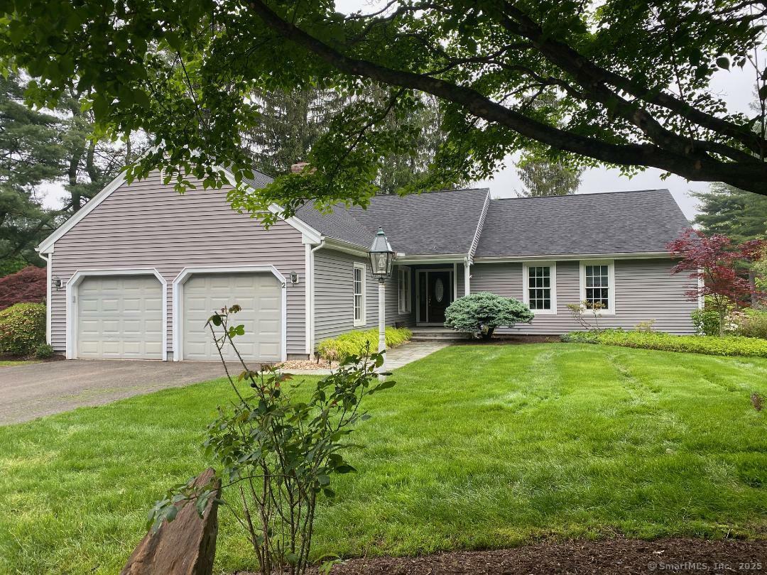 2 Tunxis Place  Cheshire CT 06410 photo