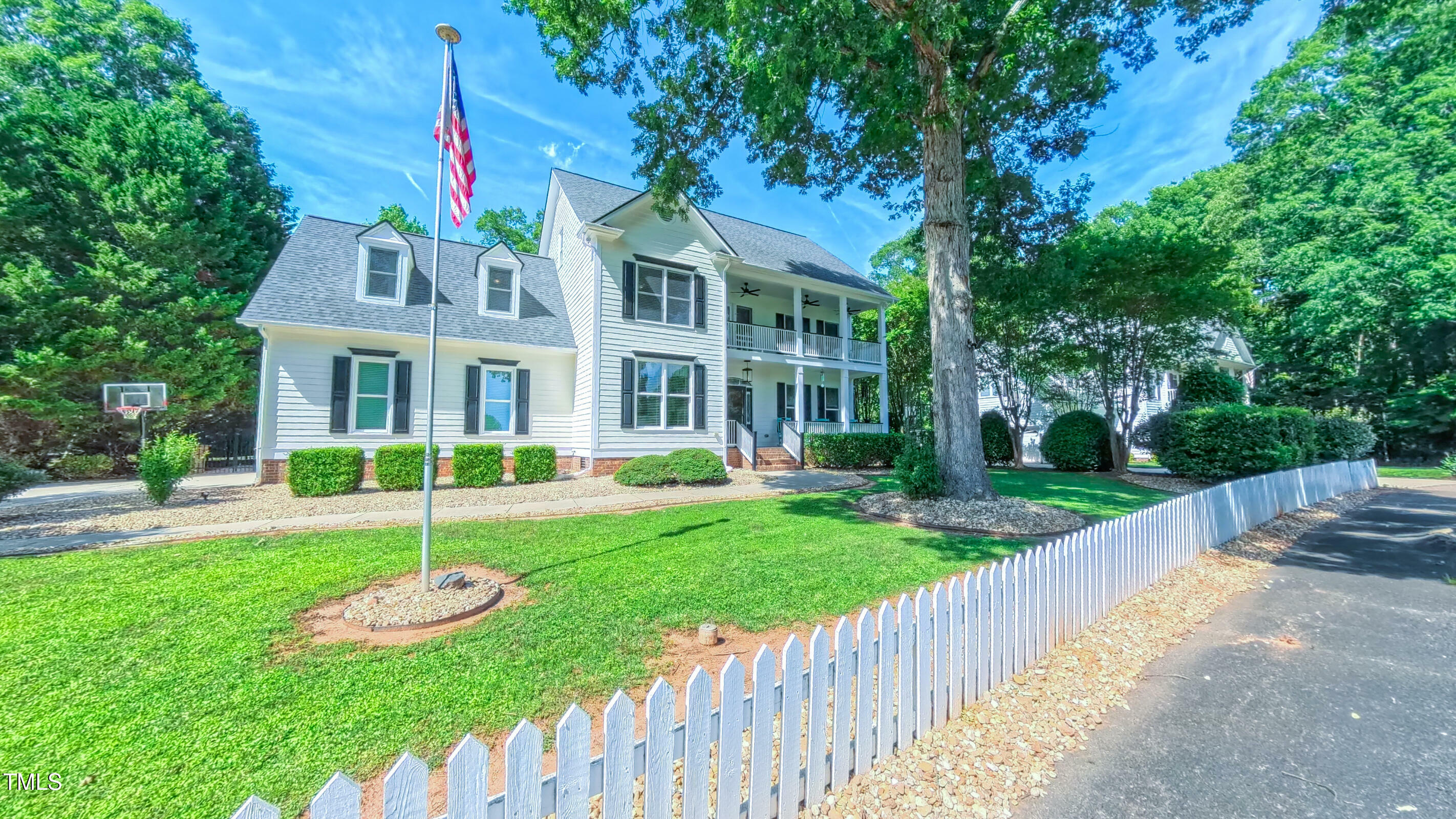 Property Photo: 8042 Hogan Drive NC 27587