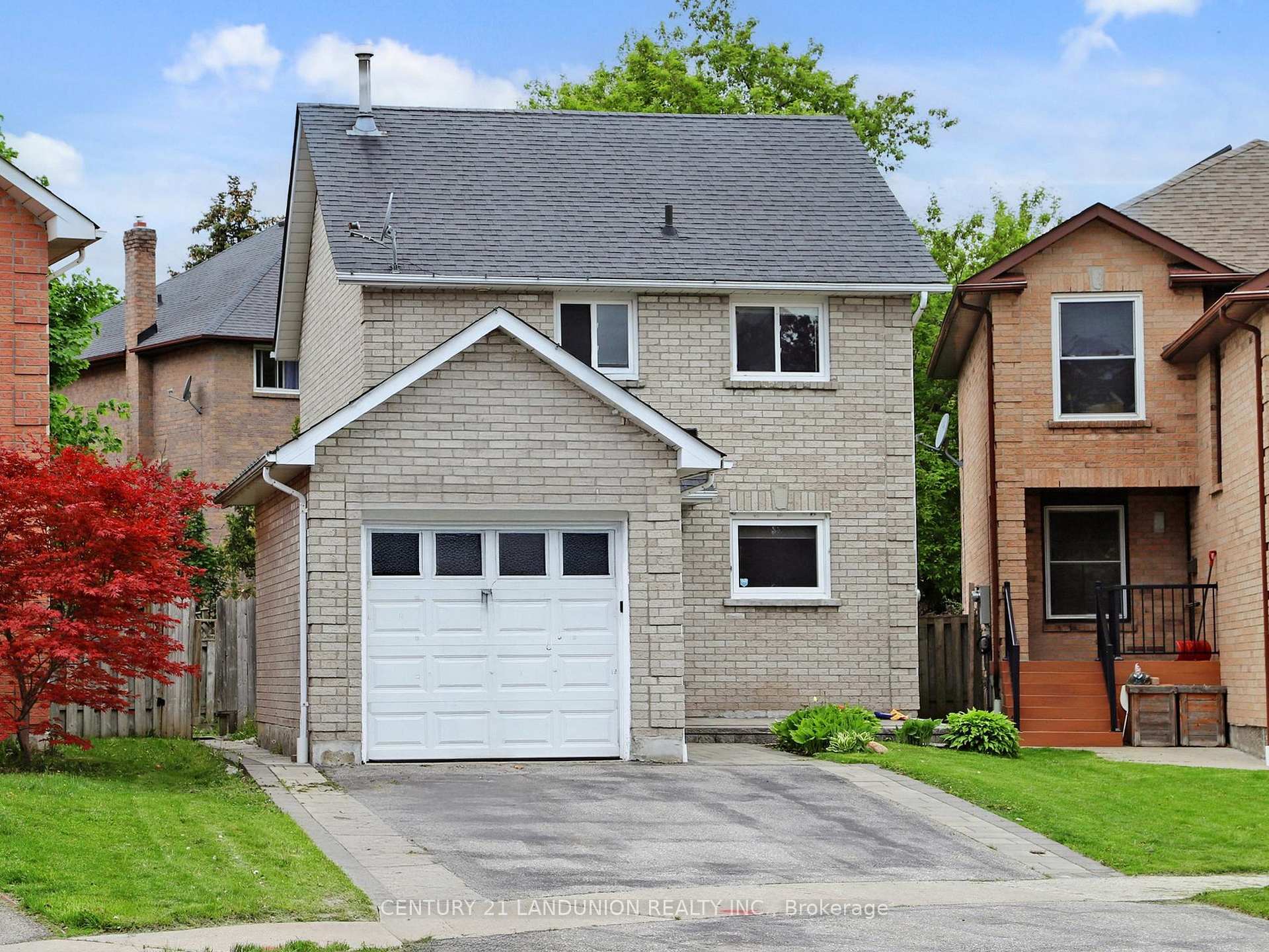 Property Photo: 46 Deverill Crescent ON L1T 1S7