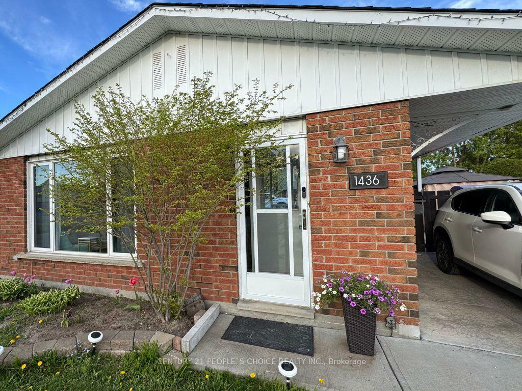 Property Photo: 1436 Dearbourne Drive ON P3A 5A4