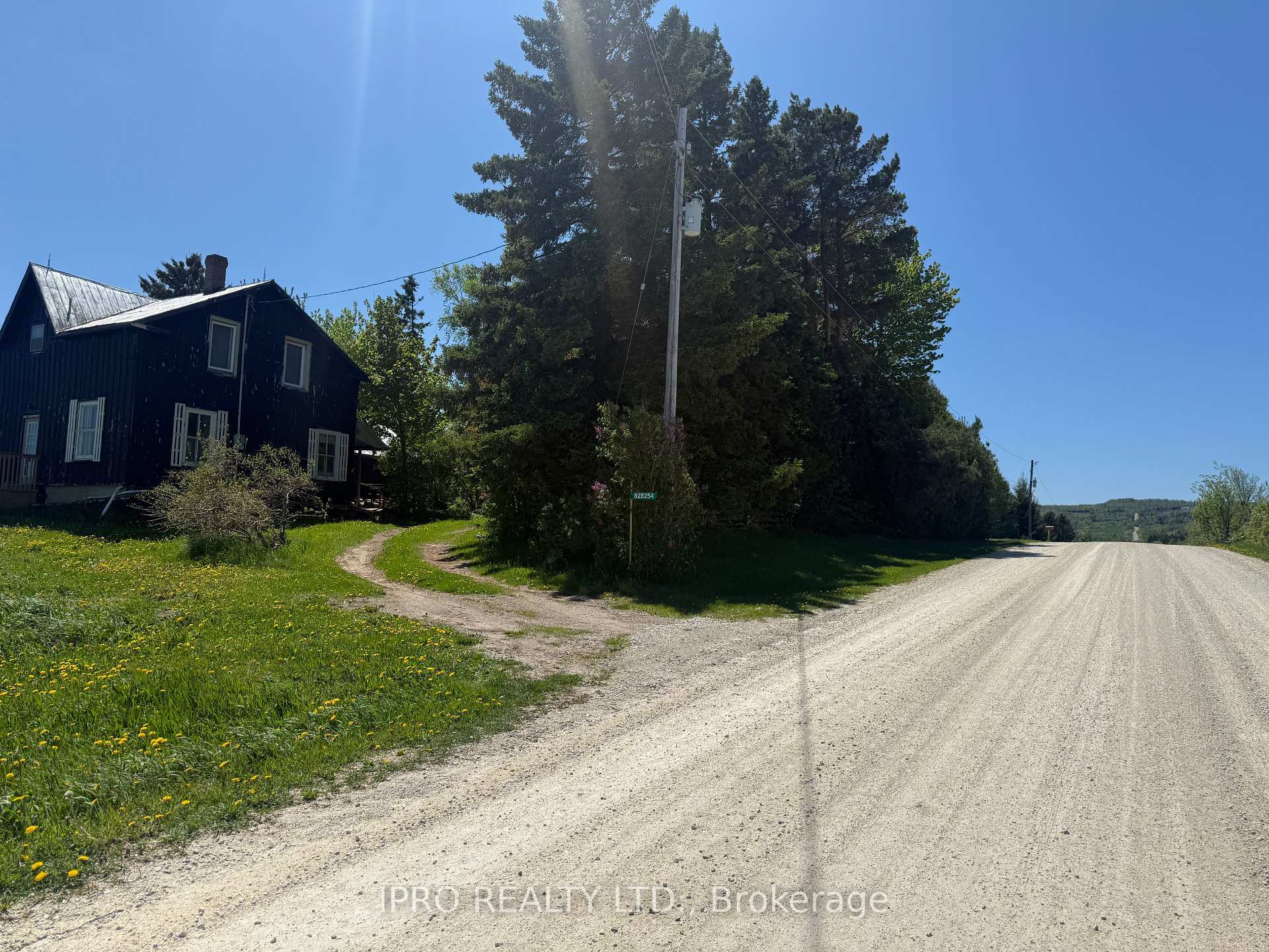 Property Photo: 828254 Mulmur Nottawasaga Townline ON L9V 0Y7