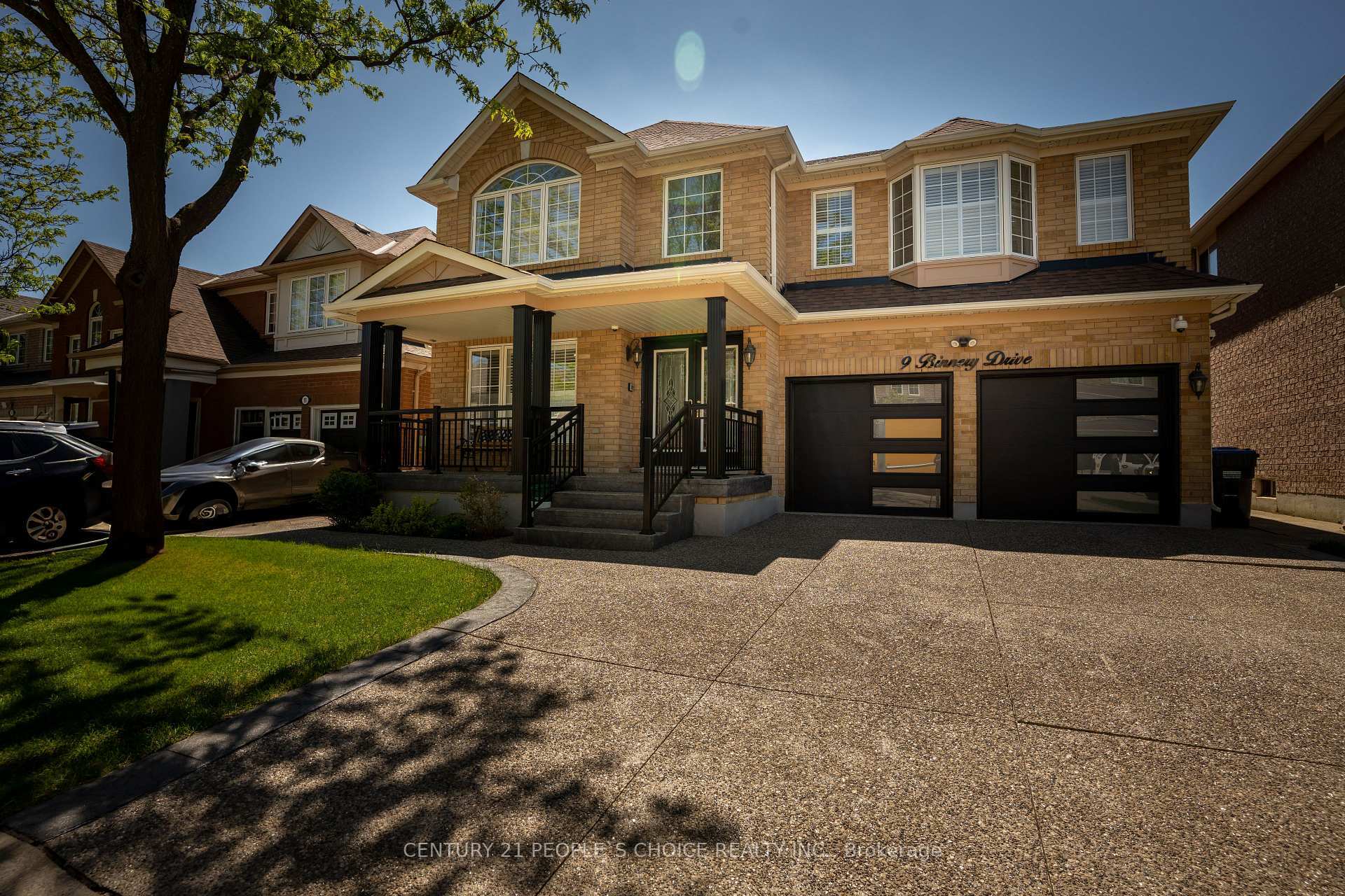 Photo de la propriété: 9 Binnery Drive ON L6P 1A3