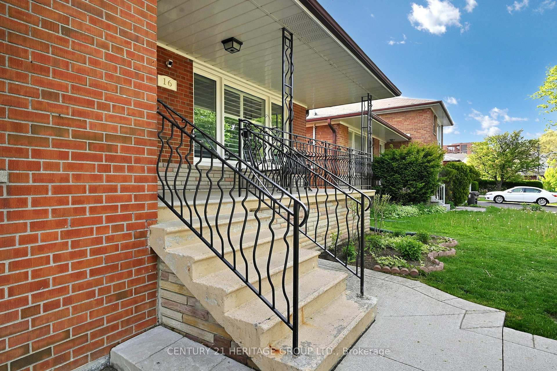 Property Photo: 16 Marblehead Road ON M9R 3B6