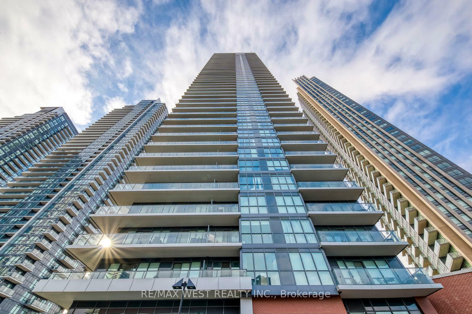 Property Photo: 10 Park Lawn Road 3205 ON M8Y 3H8