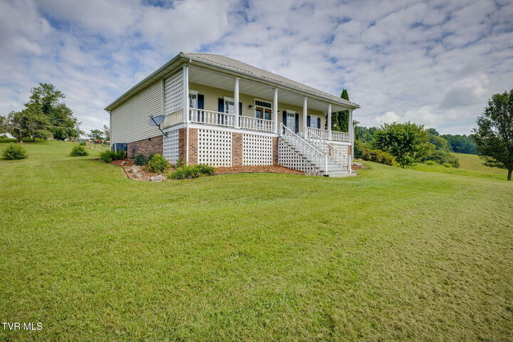 Property Photo:  390 Springdale Drive  TN 37620 