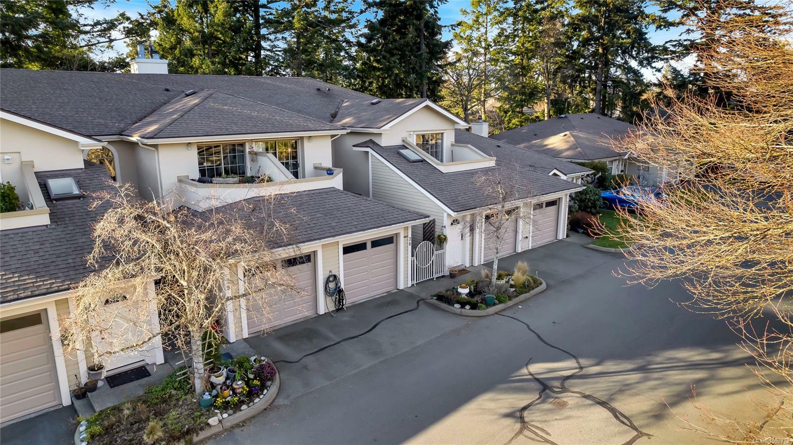 Property Photo: 850 Parklands Dr 30 BC V9A 4L5