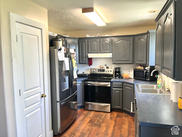 Property Photo: 524 W 860 S UT 84337