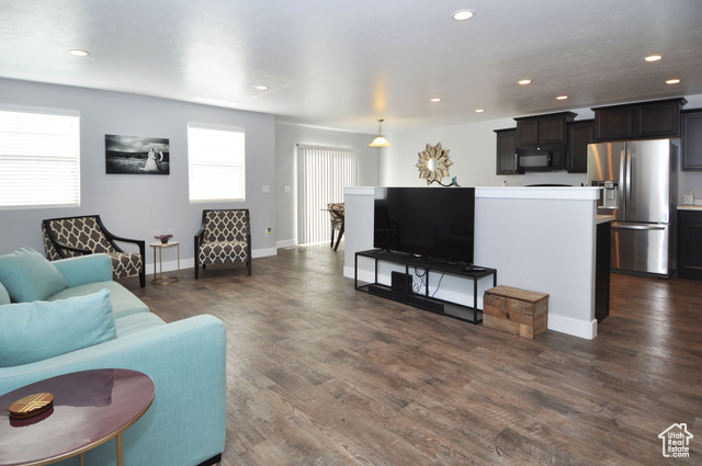 Property Photo: 5213 W Courtly Ln UT 84096