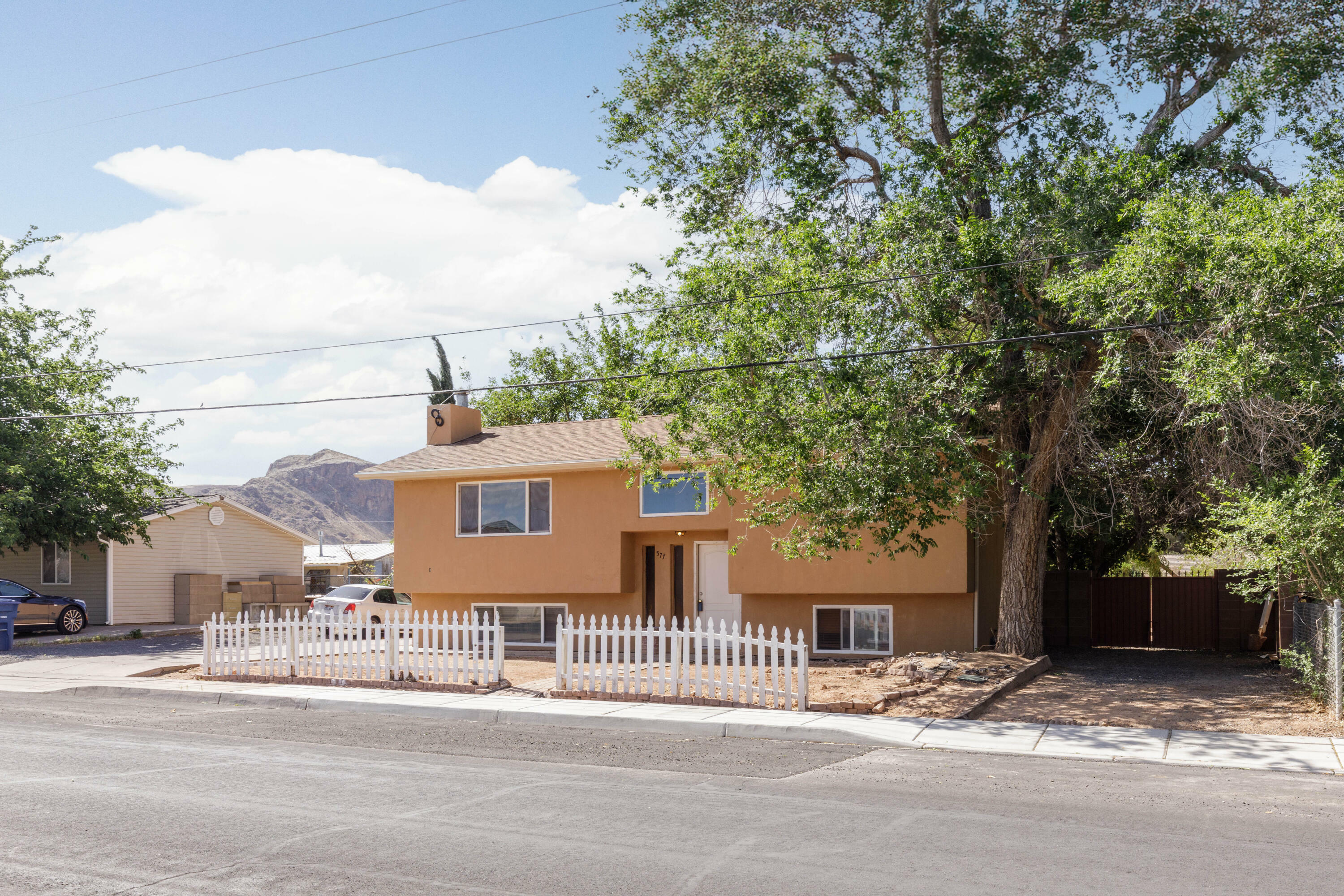 Property Photo: 577 W 400 S UT 84737