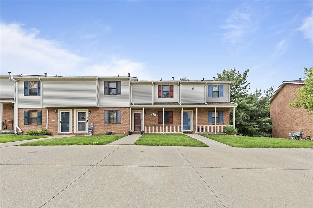 Property Photo: 121 Woodhaven Dr PA 16046