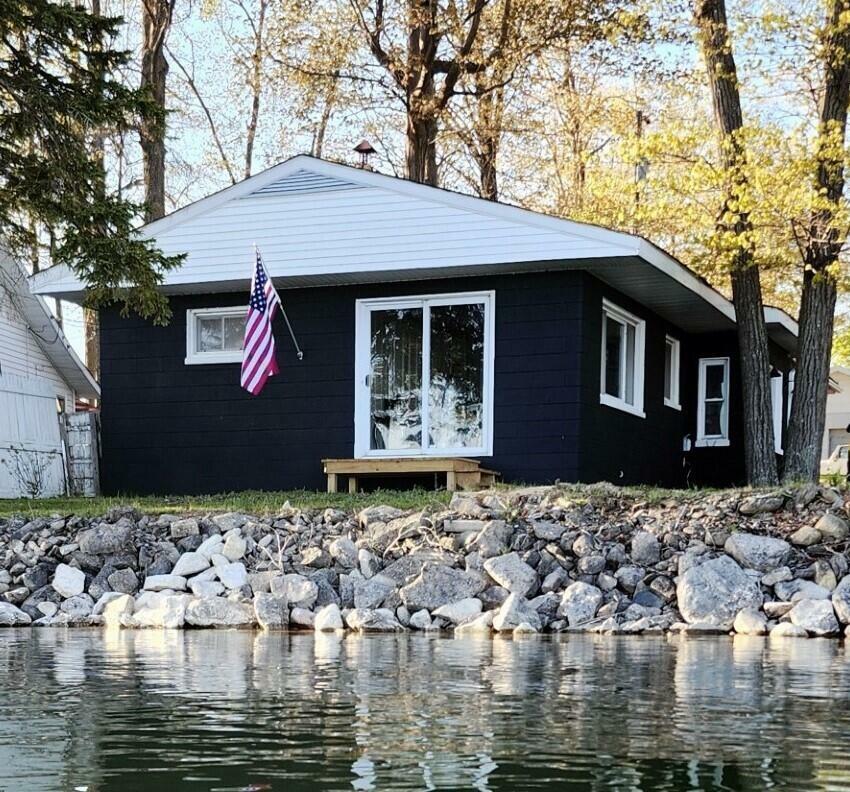 Property Photo:  18559 Maple Drive  MI 49707 