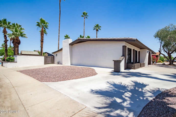 Property Photo: 3646 W Brown Street AZ 85051