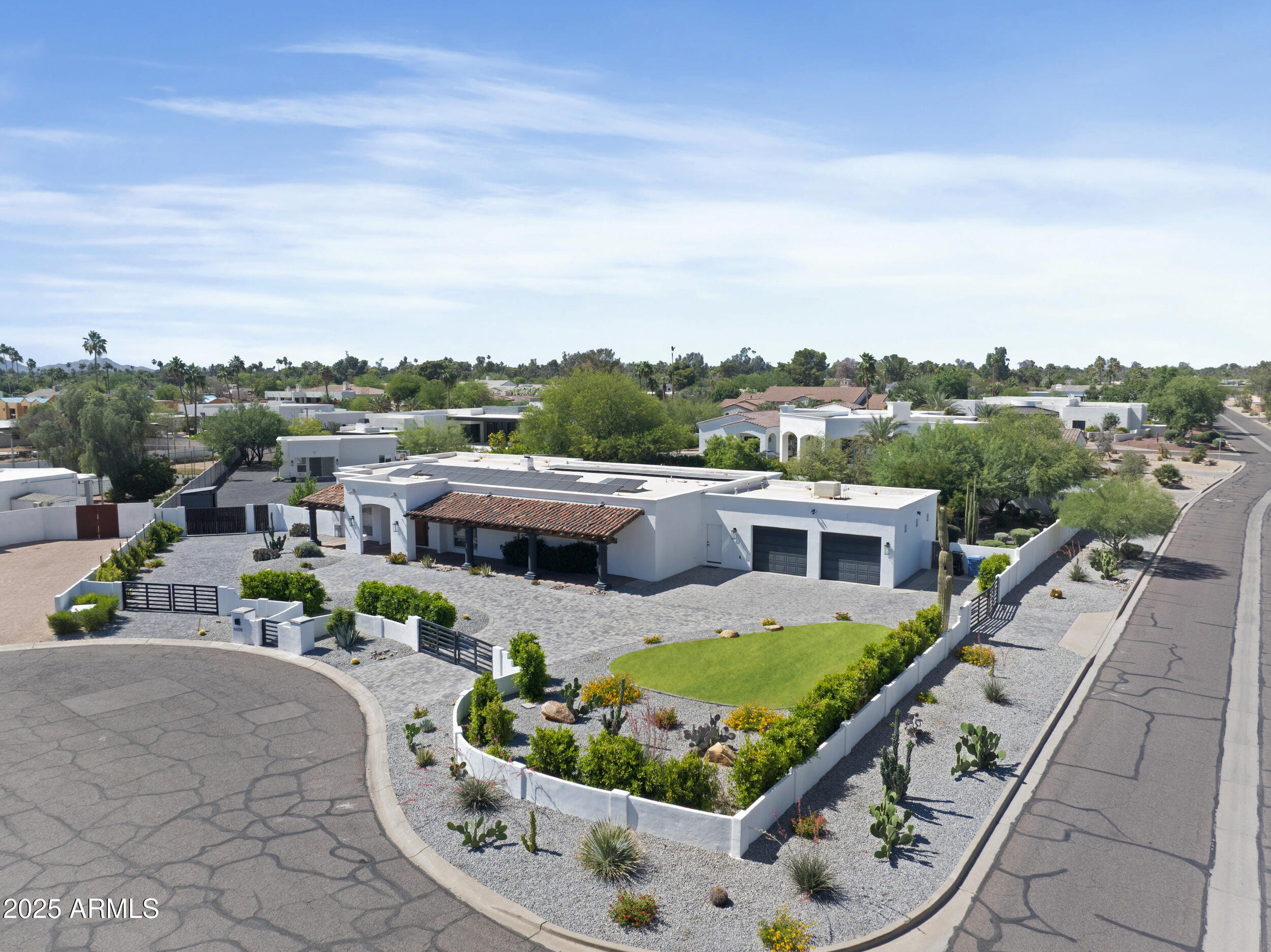 10024 N 61st Place  Paradise Valley AZ 85253 photo