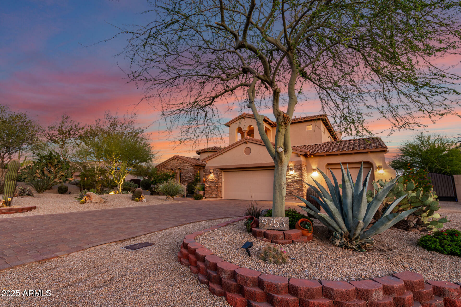 Property Photo: 9753 E Suncrest Road AZ 85262
