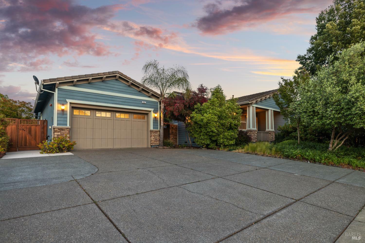 8596 Starr Road  Windsor CA 95492 photo